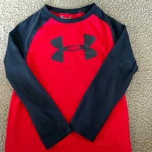 Boys Under Armour long sleeve t-shirt